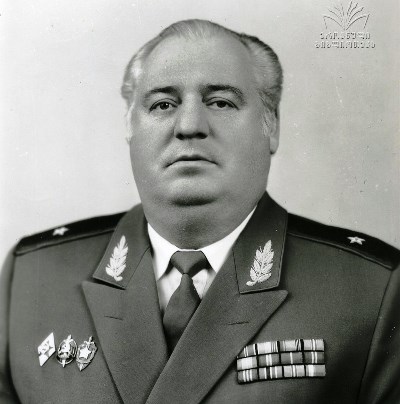 Хазалия Зиберт Авксентьевич (1942 – 1997)